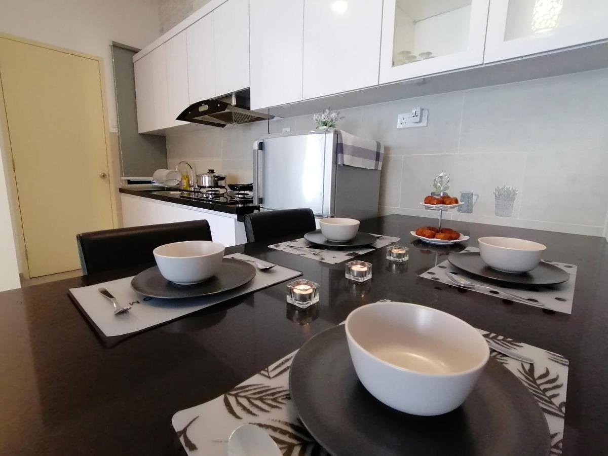 Lägenhet på 99 m² i Malacka centrum, med 2 sovrum och 2 badrum  Malacca Exteriör bild
